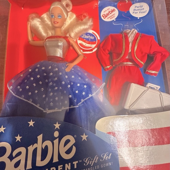 BARBIE FOR PRESIDENT - BLONDE - TOYS R US LIMITED EDITION - #3722 - MATTEL 1991 - Picture 2 of 6